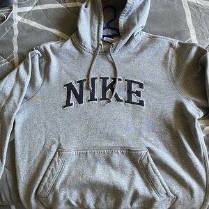 Vintage Nike middle text